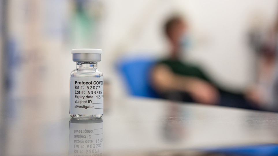 Εμβόλιο AstraZeneca: Κανένας θάνατος εμβολιασμένου – Τι έδειξαν κλινικές δοκιμές στην Αμερική