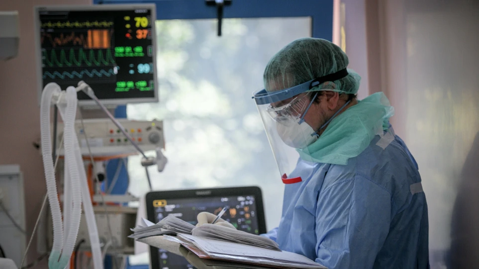 Κορωνοϊός: Αρνητικό ρεκόρ διμήνου με 152 ασθενείς στις ΜΕΘ νοσοκομειών της Βόρειας Ελλάδας